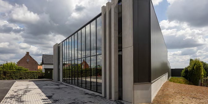 Bien professionnel à vendre à Deinsesteenweg 121, 8700 Aarsele