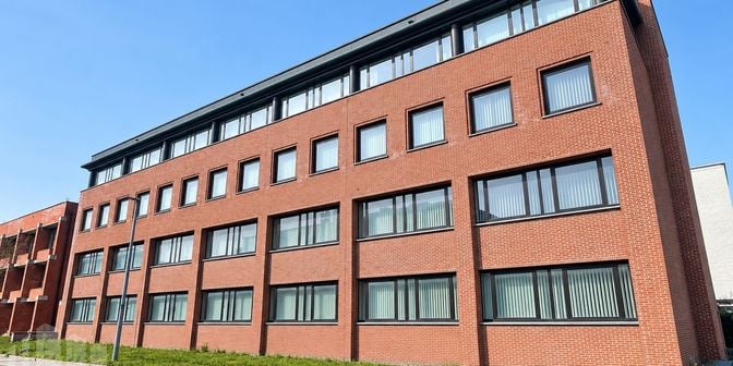 Bedrijfsvastgoed te huur in Gustave Vincke-Dujardinstraat 4, 8000 Brugge