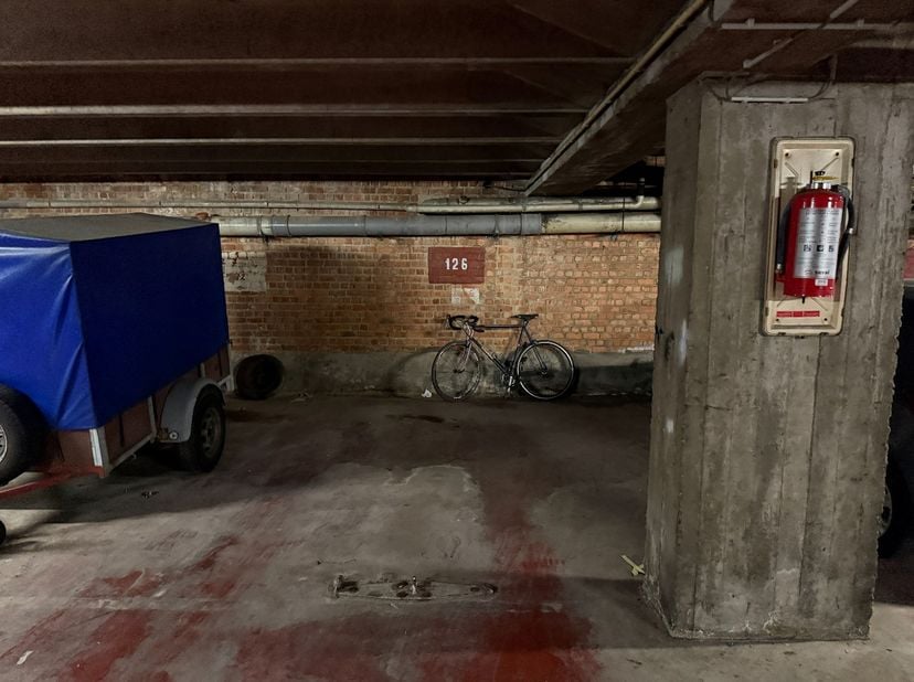Garage à louer
                    à 2018 Antwerpen