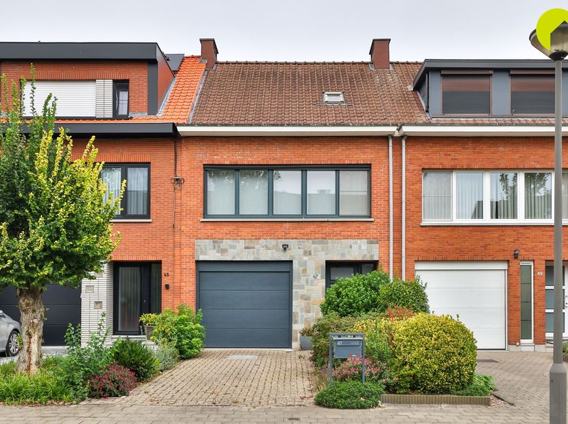 Huis te koop in Pastoor Soeteweystraat 47,
                    2640 Mortsel