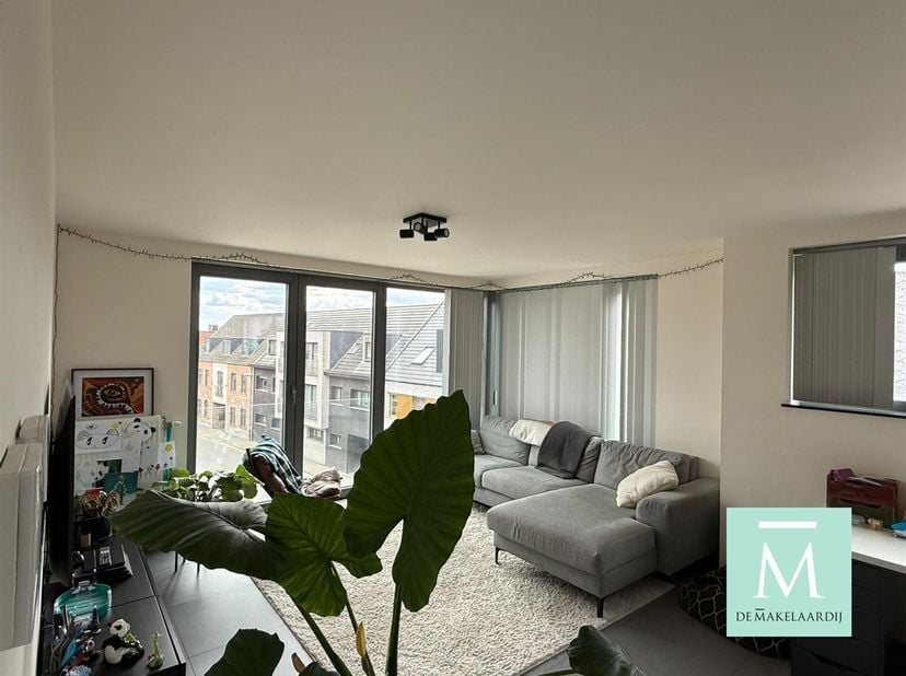 Op zoek naar een ruim en lichtrijk appartement in Sint-Katelijne-Waver?<br />
Dit verzorgd appartement combineert comfort, ruimte en een rustige ligg