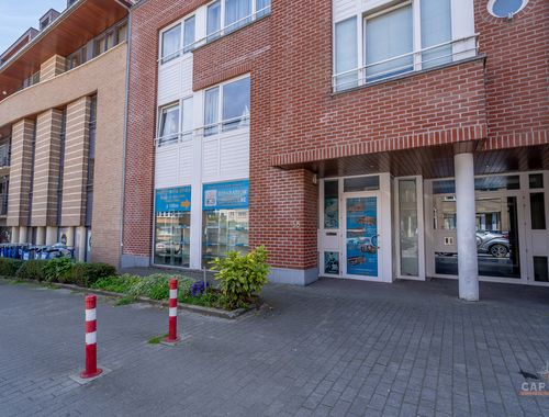                                         Bureaux à vendre à Braine-l'Alleud, € 209.000
