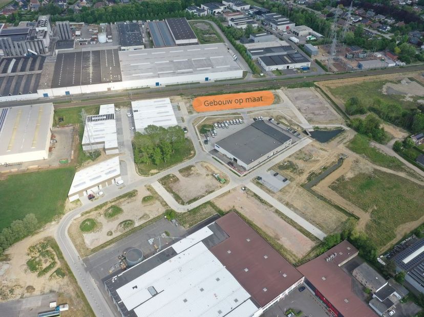 Bien professionnel à vendre
                    à 8800 Roeselare
