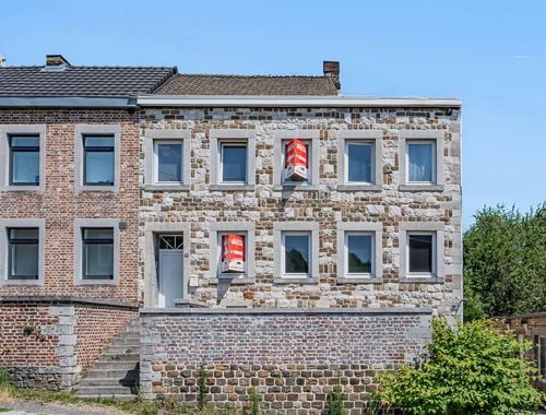                                         Immeuble d'appartements à vendre à Liège, € 359.000
