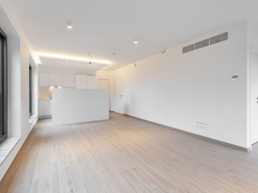Au cur du centre d'Hasselt, sur la confortable place Groenplein et l'ancien hôtel de ville, nous trouvons cette maison d'aide à la vie autonome dans l