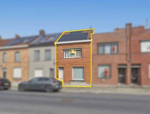                                         Maison bourgeoise à vendre à Zwevegem, € 275.000
