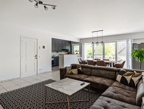                                         Appartement te koop in Aartselaar, € 299.000
