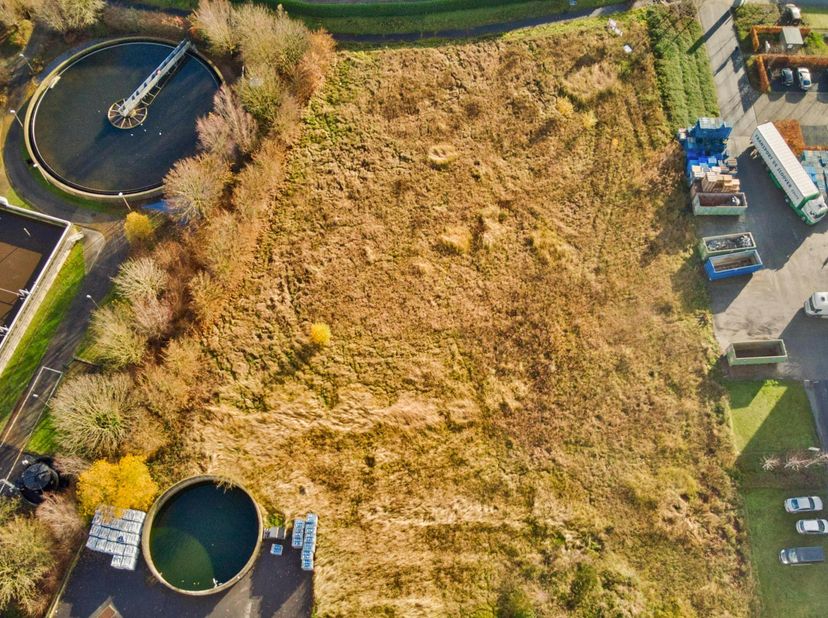Projet personnalisé à louer à Aalter, bien situé entre Bruges et Gand. Excellent emplacement à proximité de l'autoroute N44 et de l'autoroute E40.<br