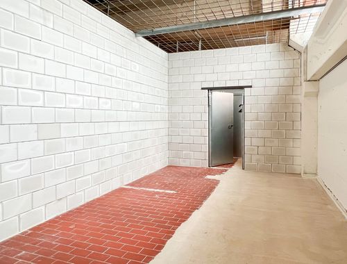                                         Garage te huur in Hasselt, € 175
