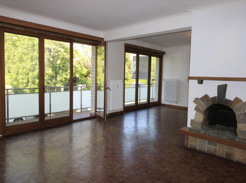 Appartement te huur in Av. du Bois de Sapins 64 bus 5,
                    1200 Sint-Lambrechts-Woluwe