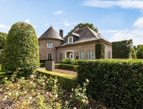                                         Eengezinswoning te koop in Lanaken, € 749.000
