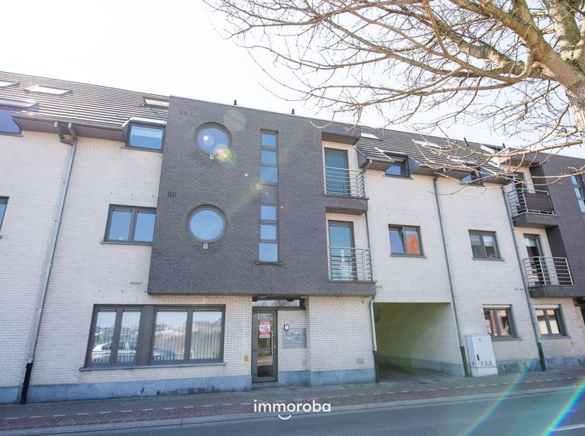 Appartement te huur in Statiestraat 28 bus 2.2,
                    9870 Zulte