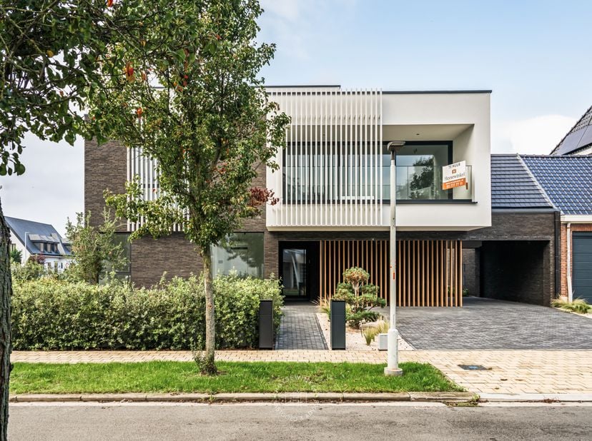 Huis te huur in Goudenregenlaan 1 bus B,
                    9120 Beveren