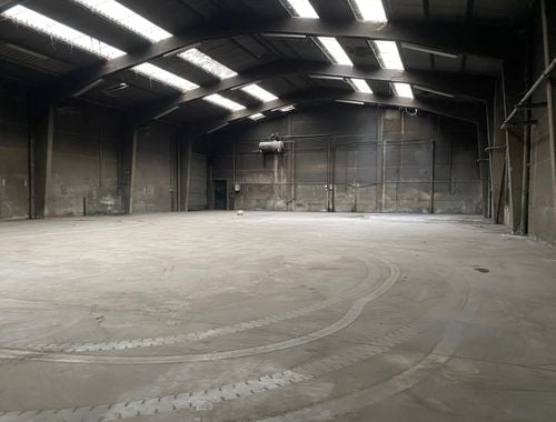                                         Atelier te huur in Koekelare, € 1.305
