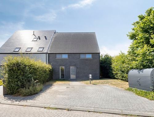                                         Uitzonderlijke woning te koop in Essene, € 499.000
