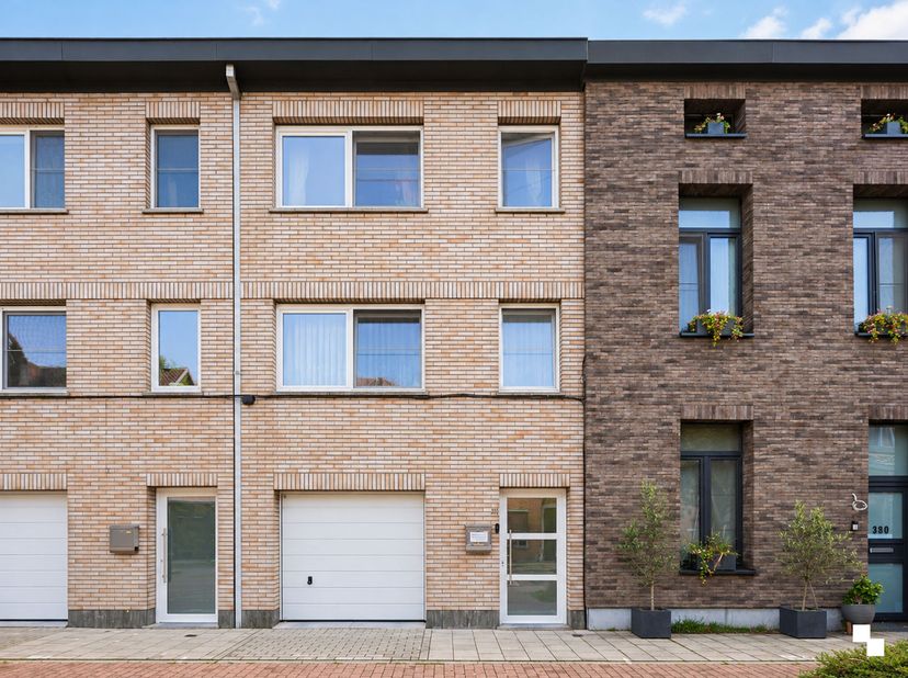 Maison à vendre à Meulesteedsesteenweg 382,
                    9000 Gent