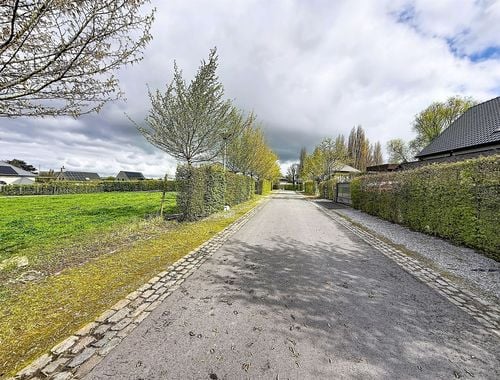                                         Terrain à vendre à Luingne, € 120.000
