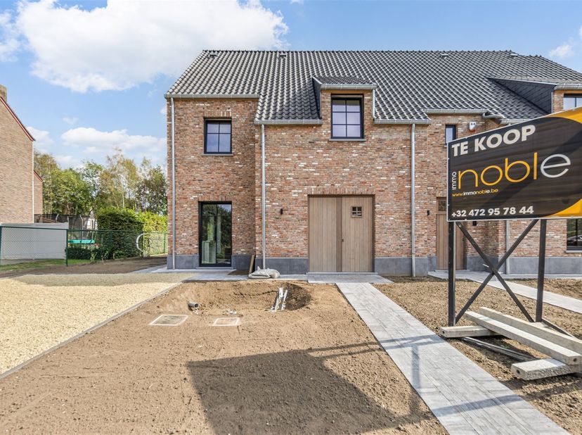 Huis te koop in Elfenbergstraat 22,
                    3511 Kuringen