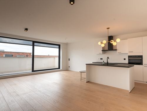                                         Penthouse te huur in Antwerpen, € 1.150
