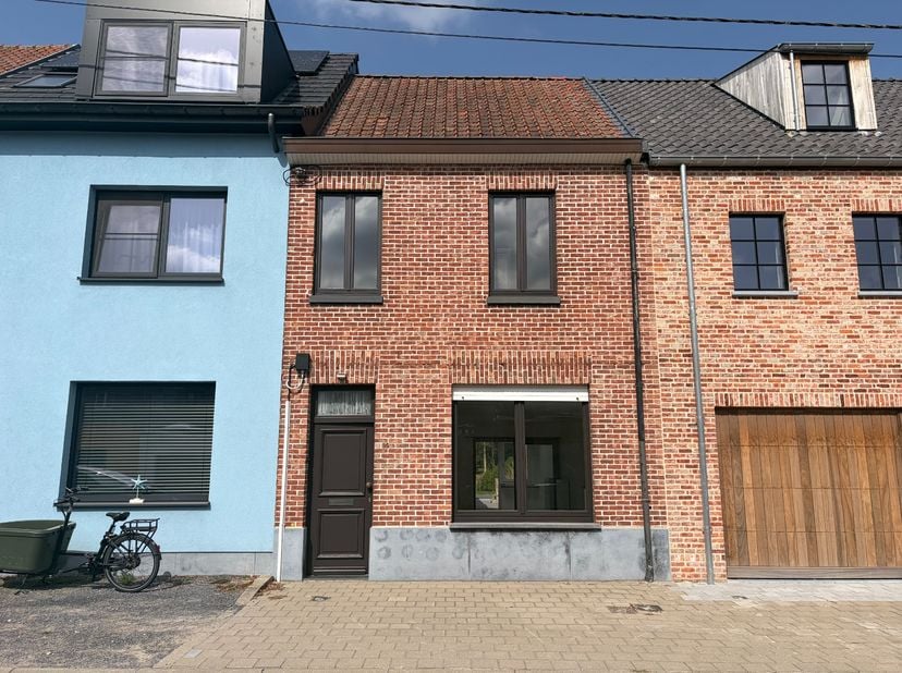 Huis te huur in Achterstraat 25,
                    9800 Deinze