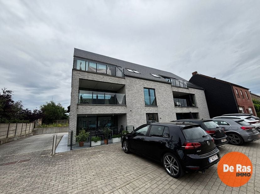 Appartement à louer
                    à 9340 Smetlede