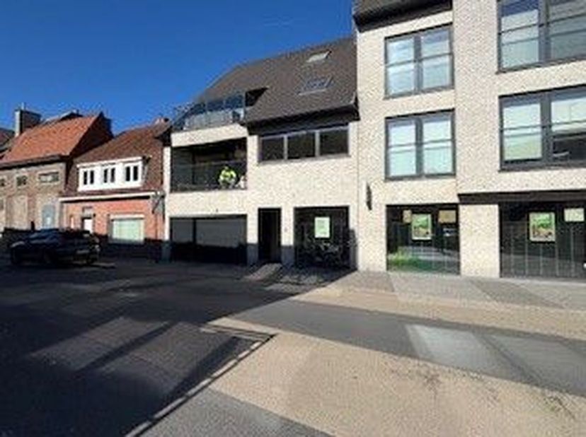 Garage à vendre
                    à 8790 Waregem