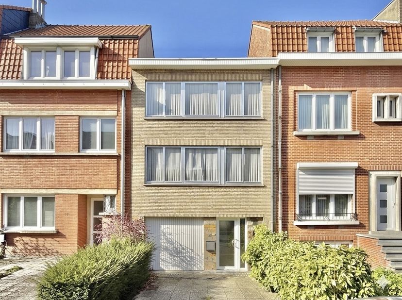 Maison à vendre à Avenue Joseph Borlé 15,
                    1160 Auderghem