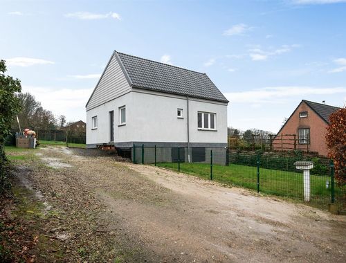                                         Eengezinswoning te koop in Houwaart, € 359.000
