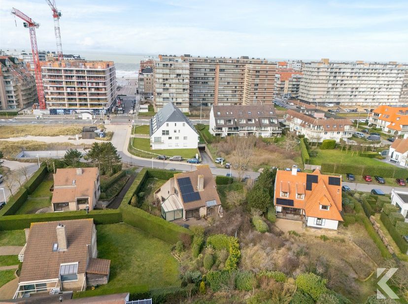 Villa spacieuse entièrement sous-solée dans le quartier prisé de Simli<br />
Située dans un emplacement AAA dans le quartier très recherché de Simli