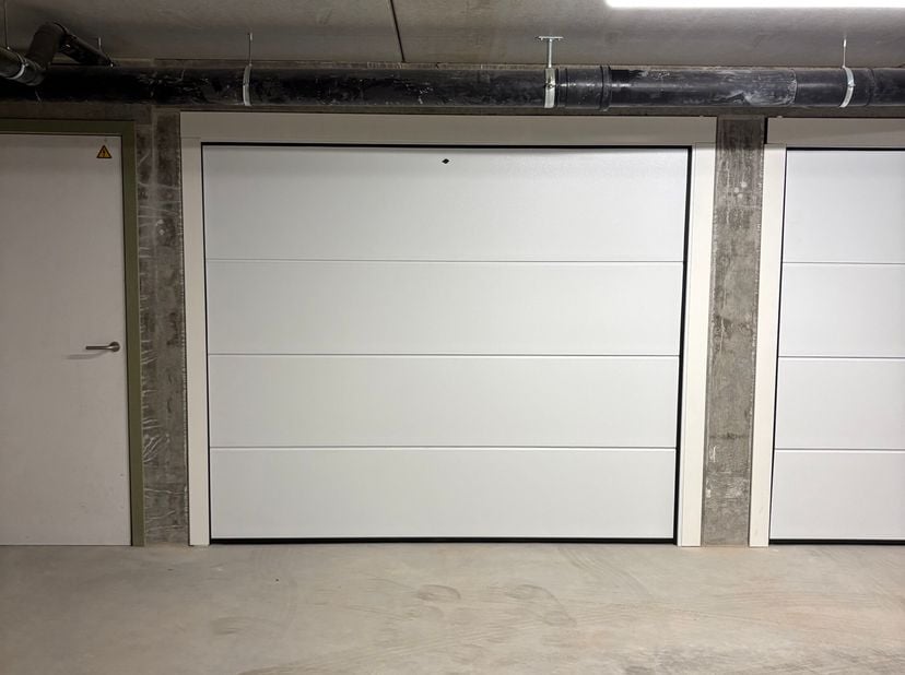 Garage te koop in Distellaan 64,
                    8434 Westende