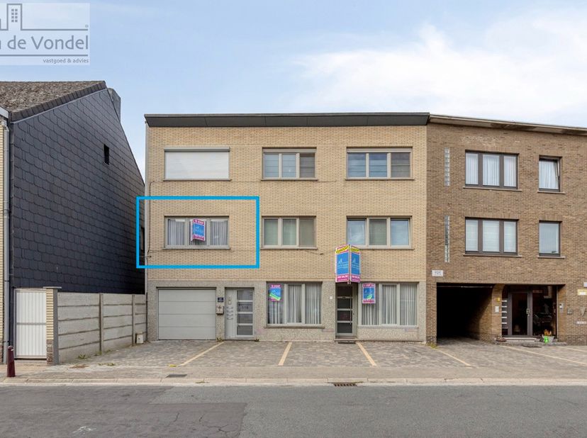 Vous recherchez un appartement lumineux dans un quartier calme, à proximité du centre d'Alost ?<br />
Alors cet appartement bien entretenu, doté d'une