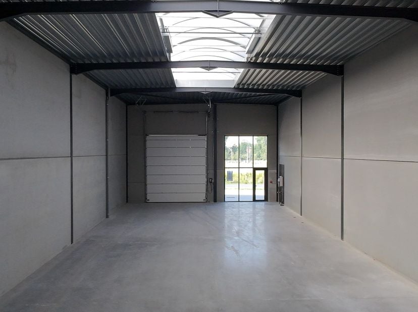 Bedrijfsvastgoed te koop in Wontergemstraat 1,
                    8720 Dentergem