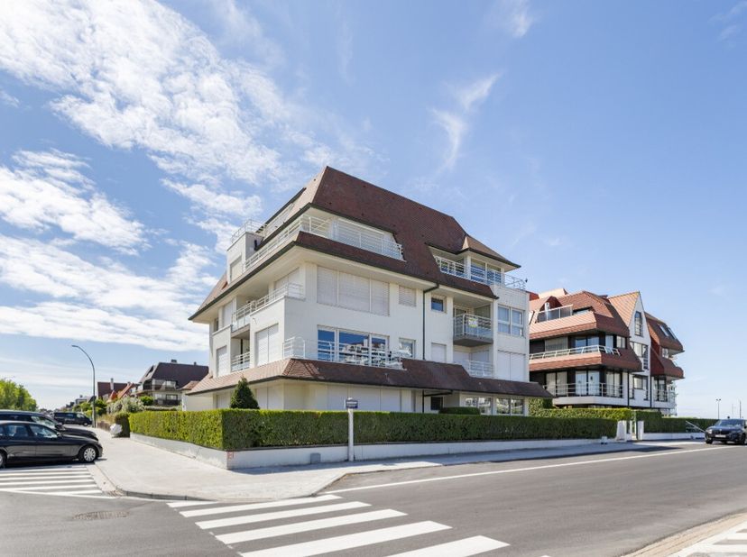 Appartement te koop in Bayauxlaan 70 bus 2.1,
                    8300 Knokke