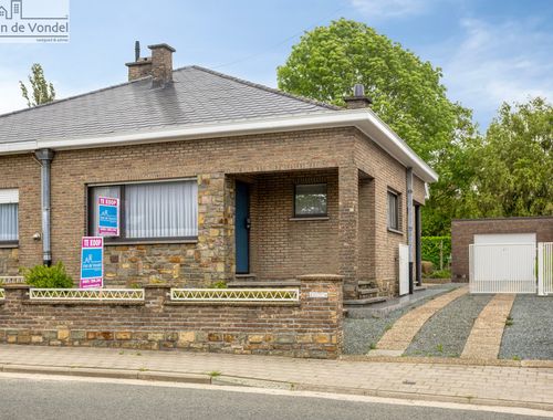                                         Maison à vendre à Baardegem, € 249.000
