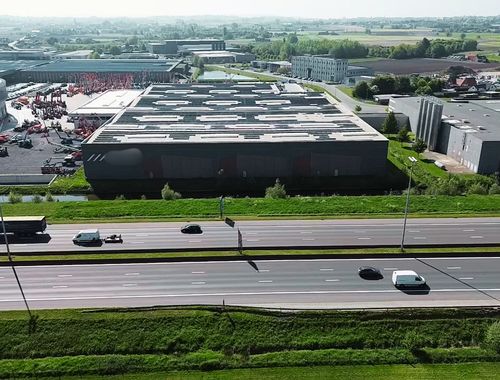                                         Bedrijfsgebouw te huur in Waregem, € 53.250
