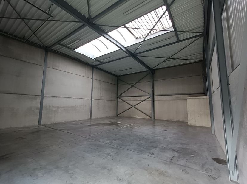 Bedrijfsvastgoed te huur in Neteweg 7A,
                    2850 Boom