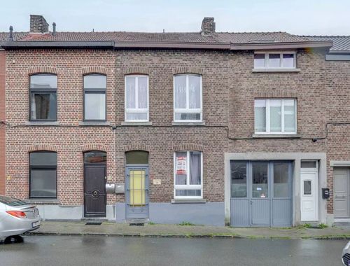                                         Bâtiment commercial à vendre à Sint-Truiden, € 375.000
