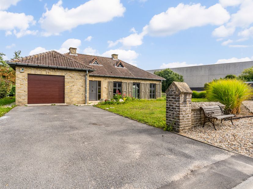 Maison à vendre
                    à 8940 Geluwe