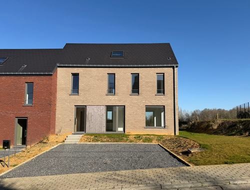                                         Woning te huur in Vedrin, € 1.500
