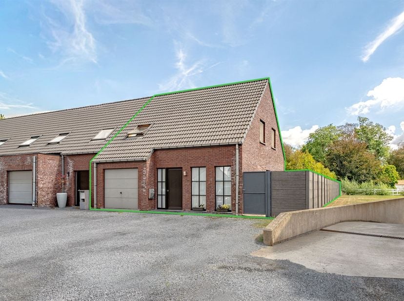 Huis te koop
                    in 7760 Celles