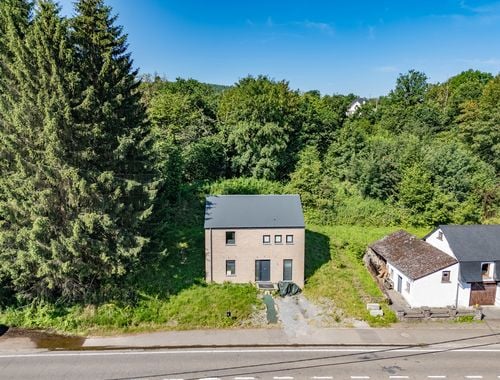                                         Woning te koop in Rendeux, € 299.000
