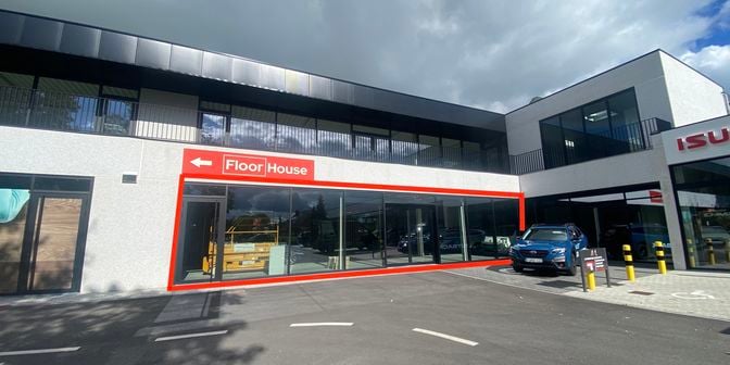 Bedrijfsvastgoed te huur in Antwerpsesteenweg 114, 9080 Lochristi