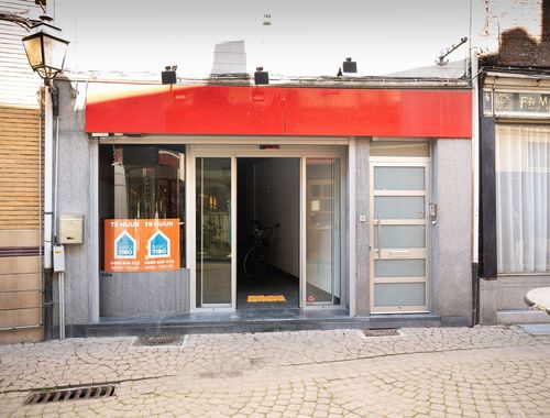                                         Handelspand te huur in Tienen, € 900
