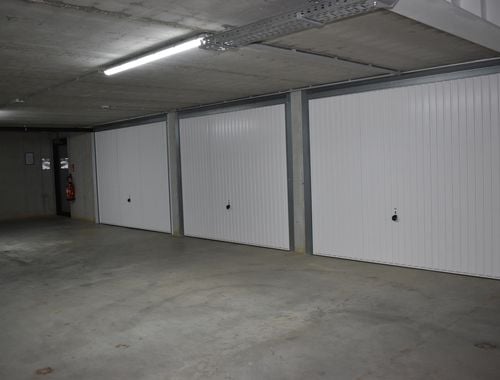                                         Box à vendre à Haaltert, € 25.000
