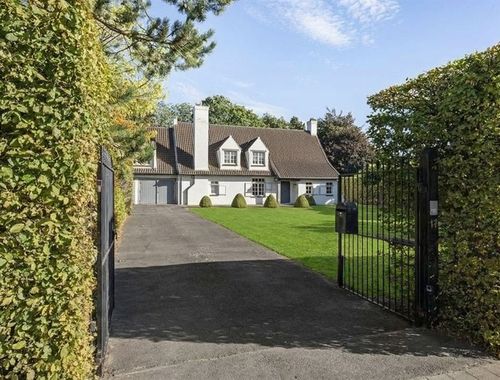                             Villa à vendre à Bavikhove
