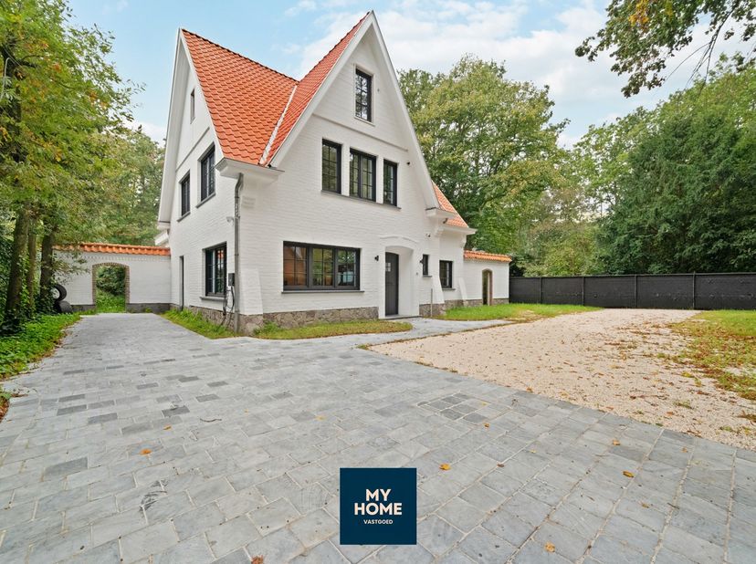 Huis te koop in De Linde 15,
                    8310 Sint-Kruis