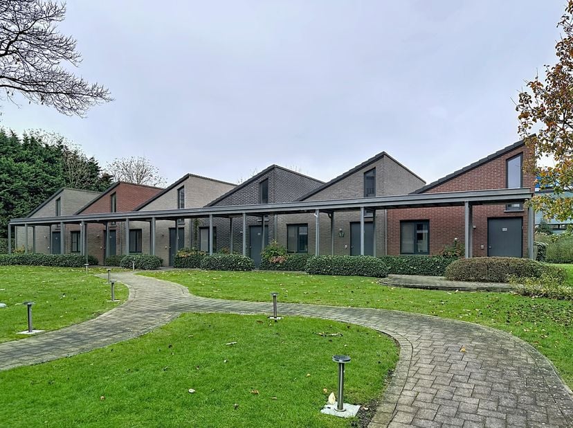 Op zoek naar een zorgeloze vastgoedinvestering met stabiele huuropbrengst? Dan is deze verhuurde assistentiewoning in een recent en modern woonproject