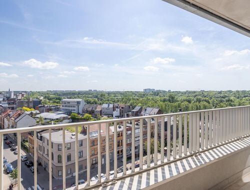                                         Appartement te huur in Antwerpen, € 930
