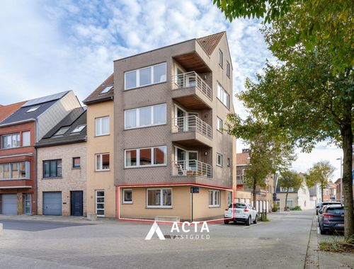                                         Gelijkvloers app. te koop in Bredene, € 155.000
