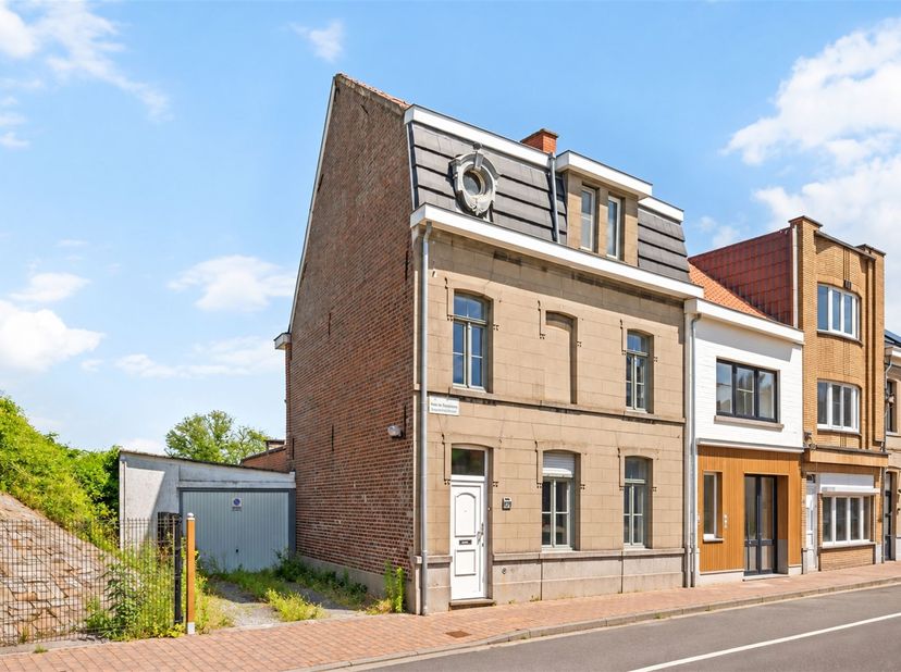 Huis te koop in Hermes Van Wynghenestraat 2A,
                    9600 Ronse